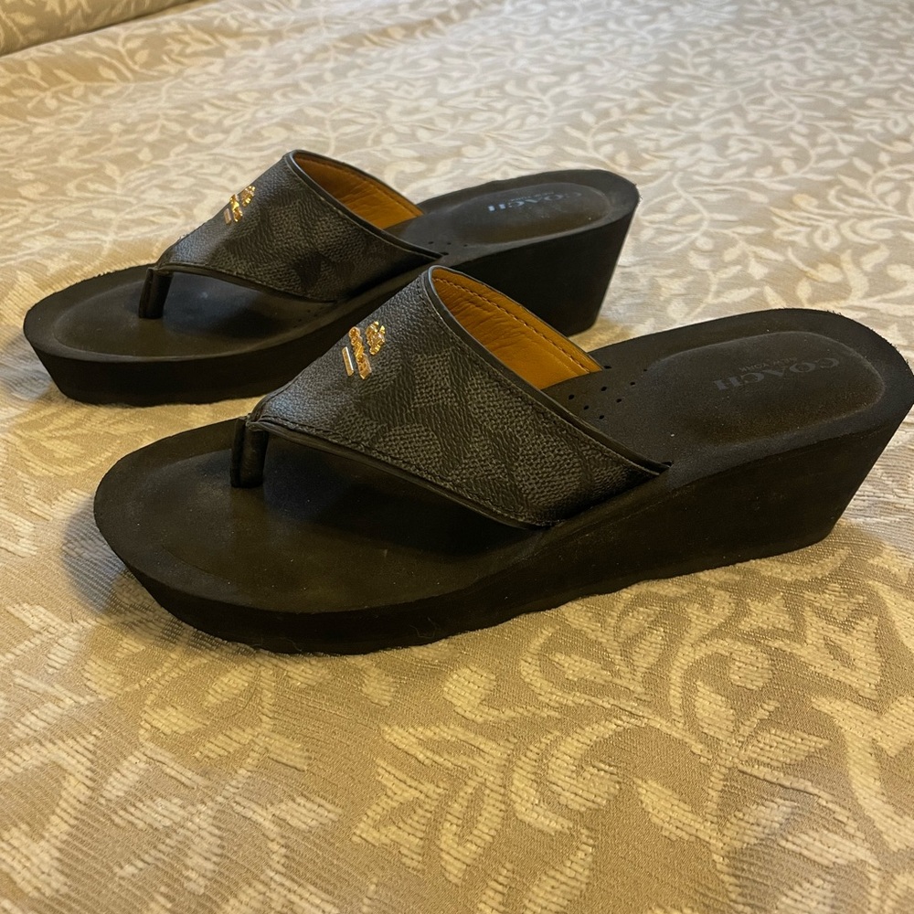 COACH wedge sandal  Sz 7